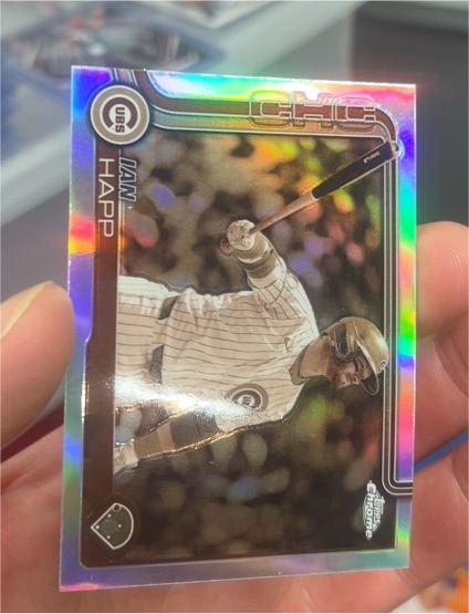 2025 Topps Chrome #144 Ian Happ — front