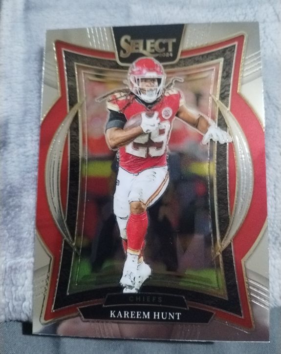 2024 Panini Select #75 Kareem Hunt — front