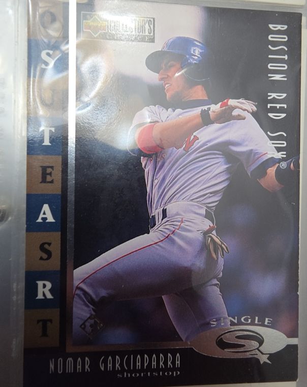 1998 Upper Deck Collector's Choice StarQuest #SQ25 Nomar Garciaparra — front