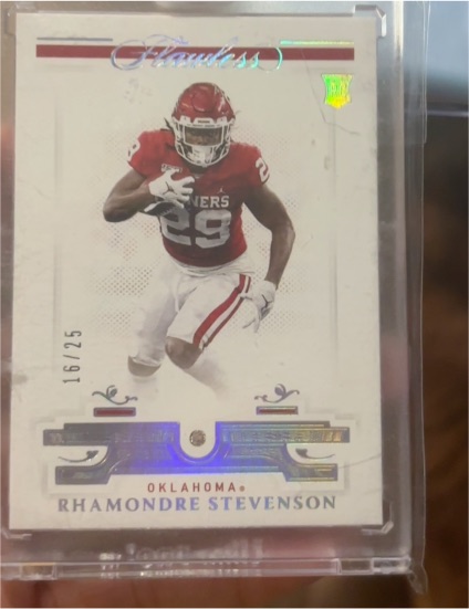 2021 Panini Flawless Collegiate #16 Rhamondre Stevenson — front