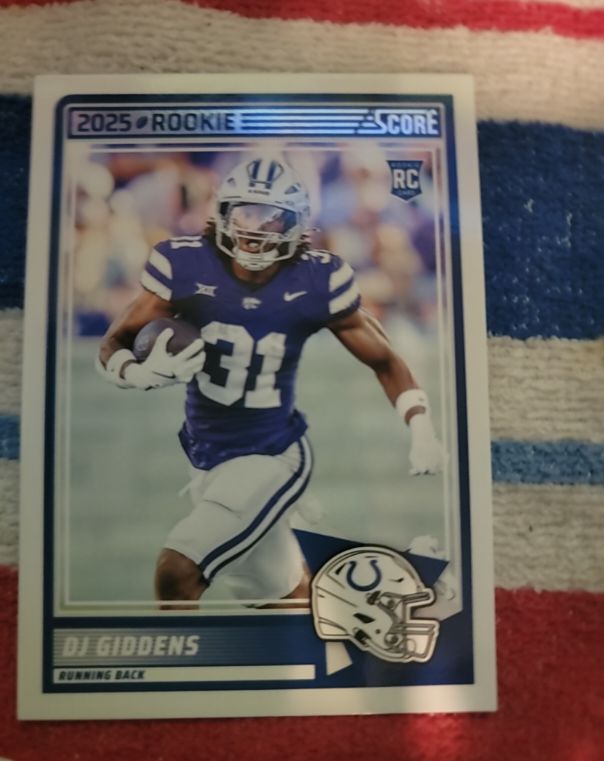 2025 Panini Score #95 DJ Giddens — front