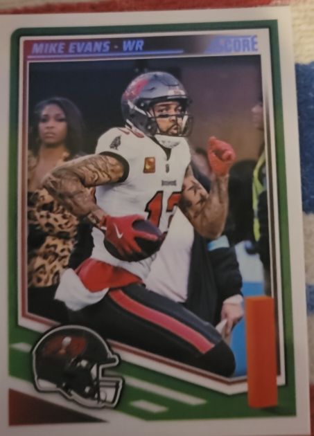 2025 Score #285 Mike Evans — front