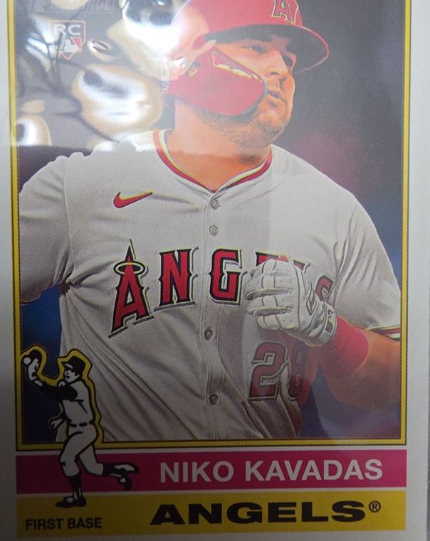 2025 Topps Heritage #320 Niko Kavadas — front