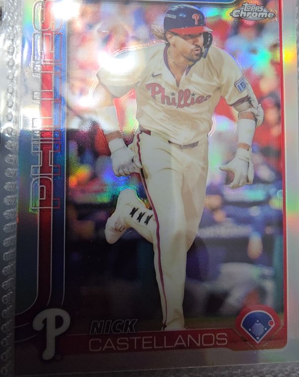 2025 Topps Chrome #226 Nick Castellanos — front