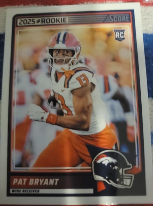 2025 Panini Score #64 Pat Bryant — front