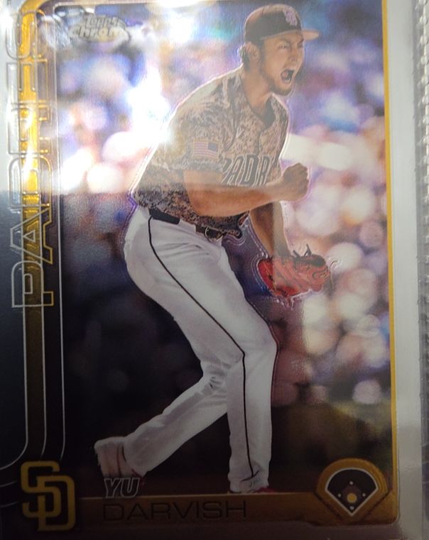 2025 Topps #323 Yu Darvish — front