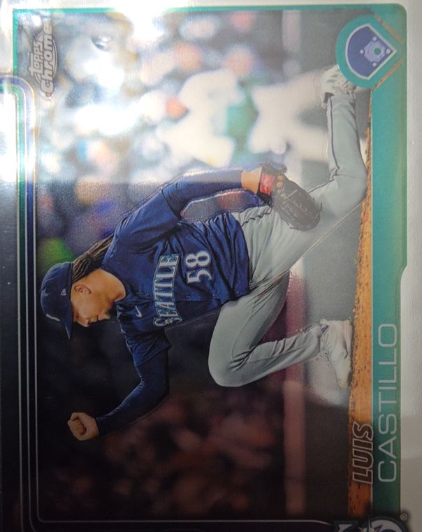 2025 Topps Series 1 #73 Luis Castillo — front