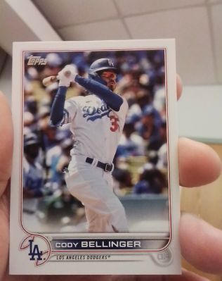 2022 Topps #3 Cody Bellinger — front