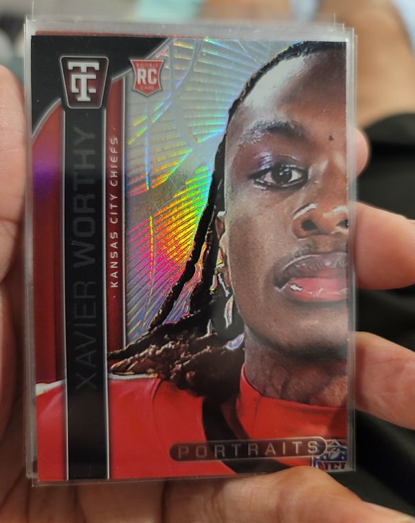 2024 Panini Totally Certified Portraits #7 Xavier Worthy — front