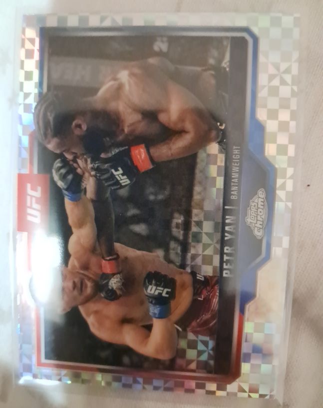 2025 Topps Chrome UFC #116 Petr Yan — front