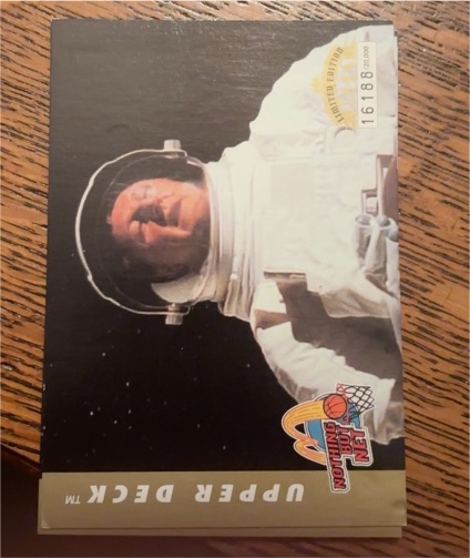 1994 Upper Deck Nothing But Net Larry Bird Astronaut Limited Edition #16188/20000 — front