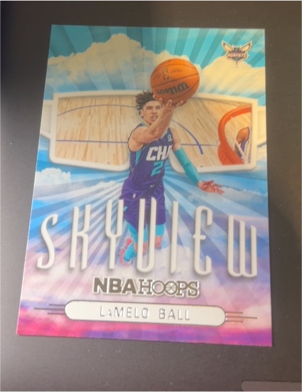 2022-23 Panini NBA Hoops #5 LaMelo Ball — front