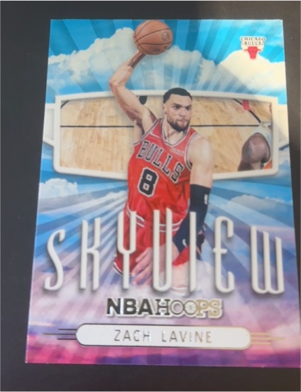 2022-23 Panini NBA Hoops #20 Zach LaVine Skyview — front