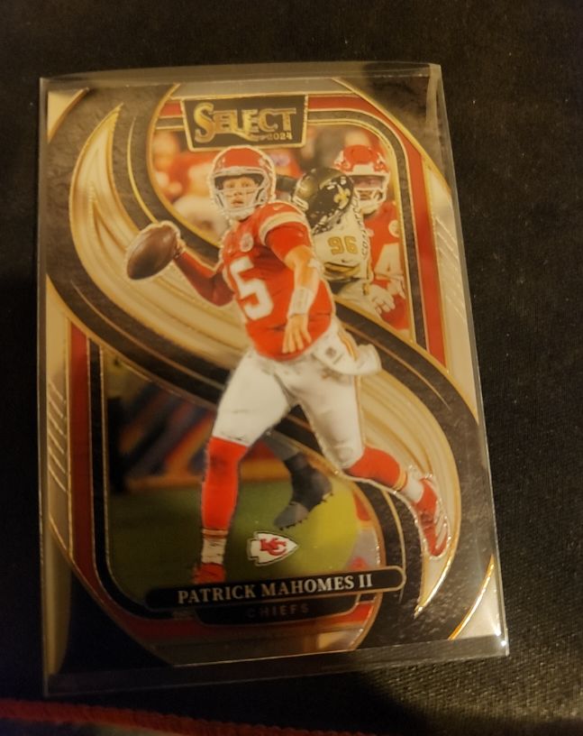 2024 Panini Select Premier Level #120 Patrick Mahomes II — front