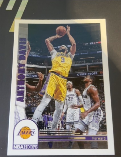 2022-23 Panini NBA Hoops #290 Anthony Davis — front