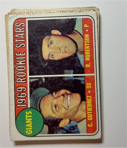 1969 Topps #16 Giants Rookie Stars Cesar Gutierrez/Rich Robertson — front