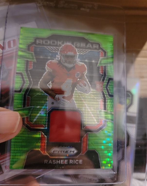 2023 Panini Prizm Rookie Gear Neon Green Pulsar #RG-RR Rashee Rice — front