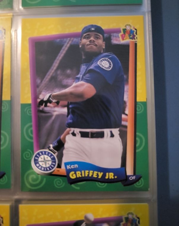 1994 Upper Deck Fun Pack #24 Ken Griffey Jr. — front