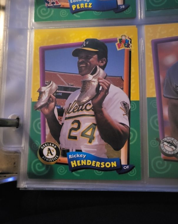 1994 Upper Deck Fun Pack #124 Rickey Henderson — front