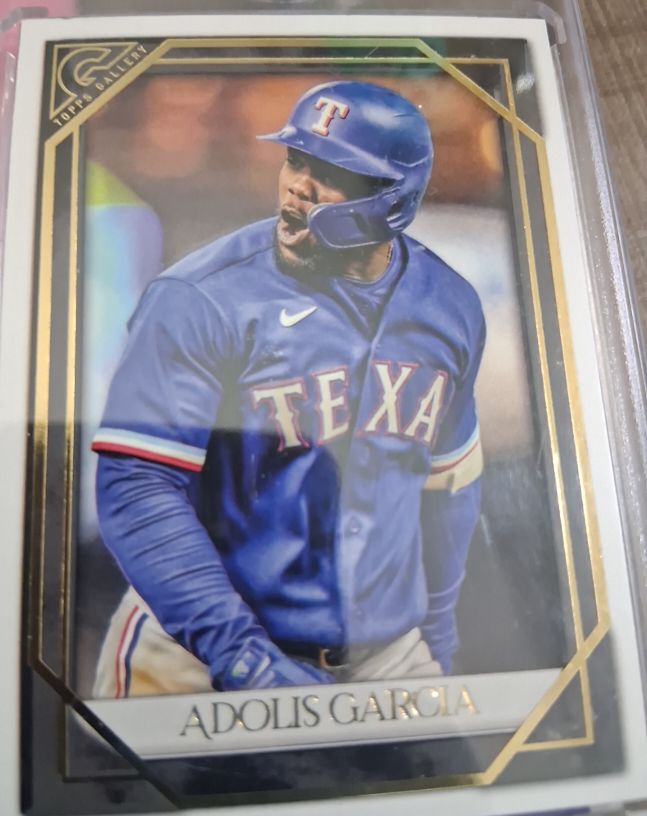2021 Topps Gallery #110 Adolis Garcia — front