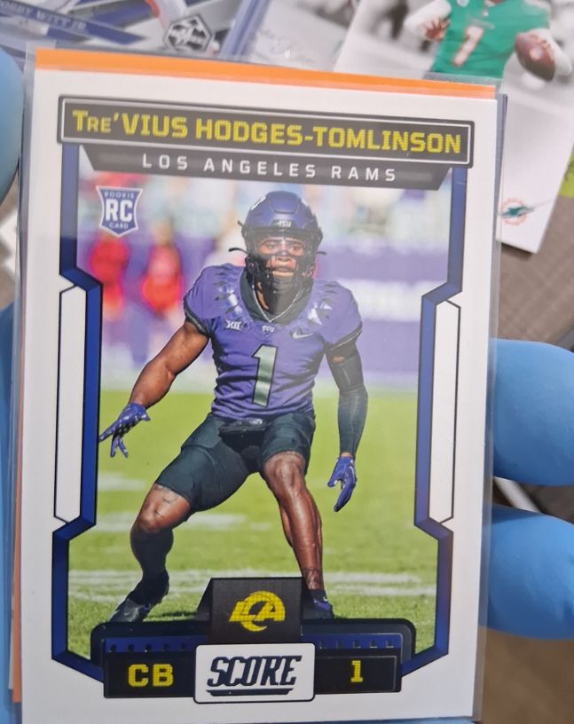 2023 Panini Score #391 Tre'Vius Hodges-Tomlinson — front