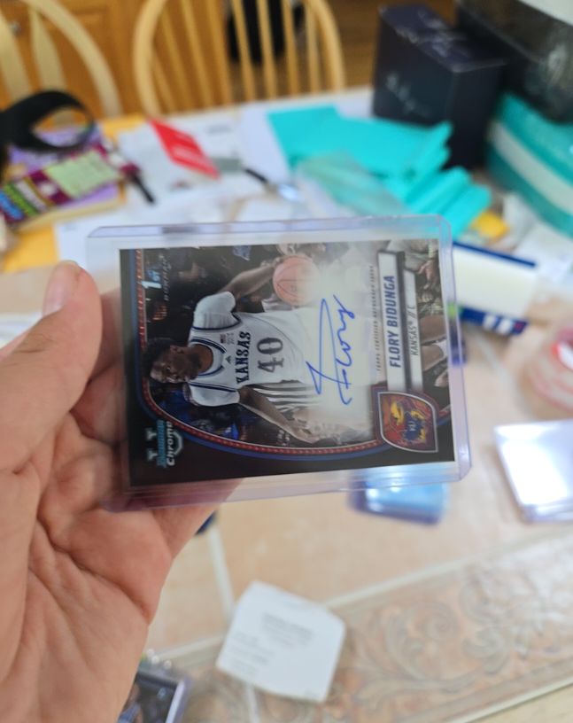 2024 Bowman Chrome University #40 Flory Bidunga — front
