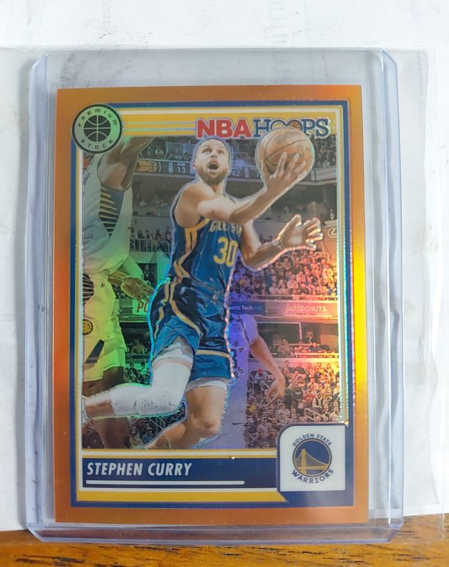 2023-24 Panini NBA Hoops Premium Stock #192 Stephen Curry — front