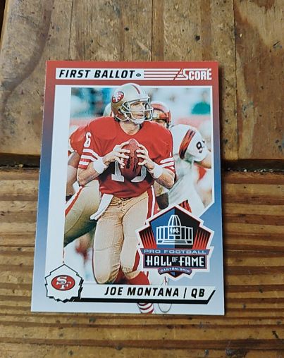 2024 Panini Score #7 Joe Montana First Ballot Hall of Fame — front