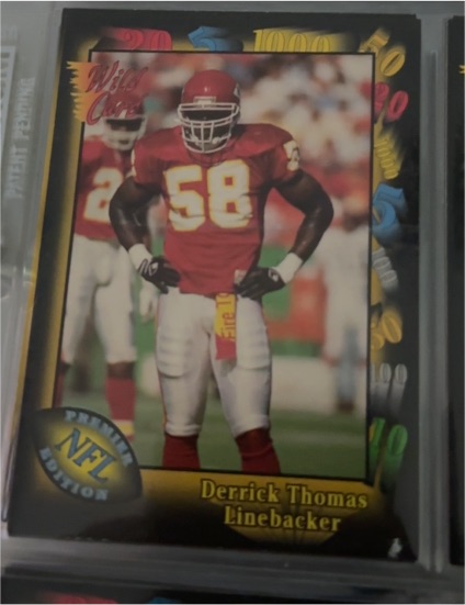 1991 Wild Card #22 Derrick Thomas — front
