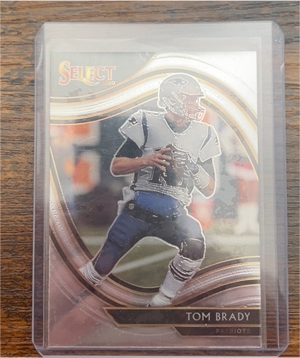 2020 Panini Select Field Level Die Cut #301 Tom Brady — front