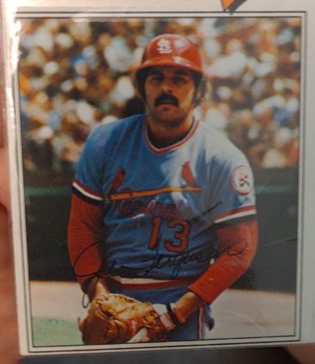 1977 Topps #573 Joe Ferguson — front