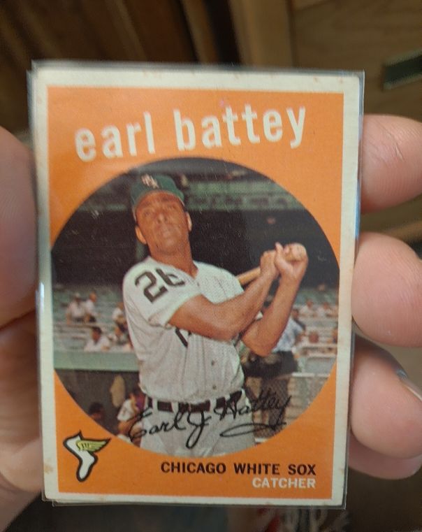1959 Topps #114 Earl Battey — front