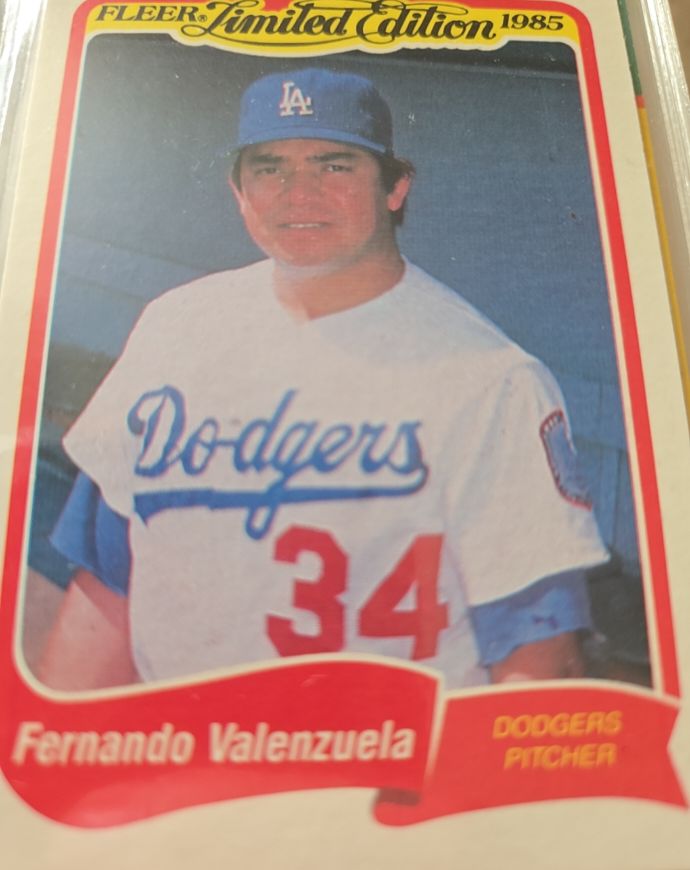 1985 Fleer Limited Edition #42 Fernando Valenzuela — front