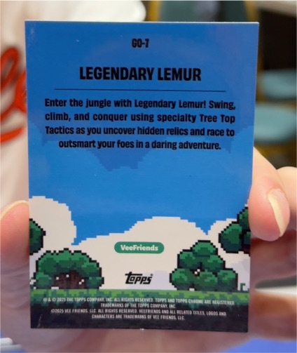 2023 Topps VeeFriends GO-7 Legendary Lemur — front