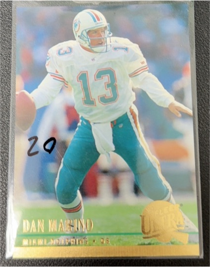 1994 Fleer Ultra #179 Dan Marino — front