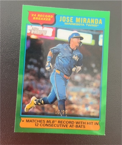 2025 Topps Heritage #4 Jose Miranda — front