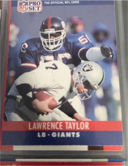 1990 Pro Set #231 Lawrence Taylor — front