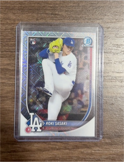 2025 Bowman Chrome #12 Roki Sasaki — front