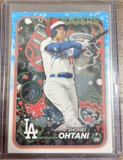 2024 Topps Holiday #H1 Shohei Ohtani Santa Hat — front