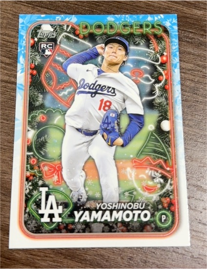 2024 Topps Holiday #H88 Yoshinobu Yamamoto — front