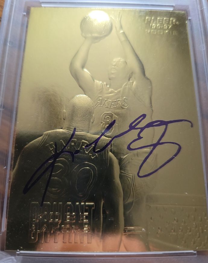 1996-97 Fleer 23KT Gold #N/A Kobe Bryant Rookie — front