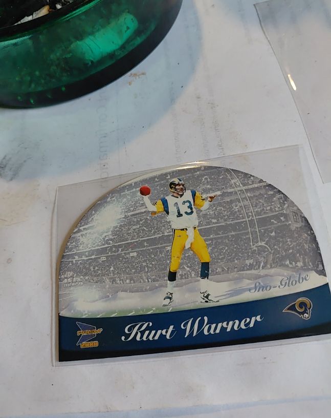 2000 Pacific Prism Prospects Sno-Globe Kurt Warner — front