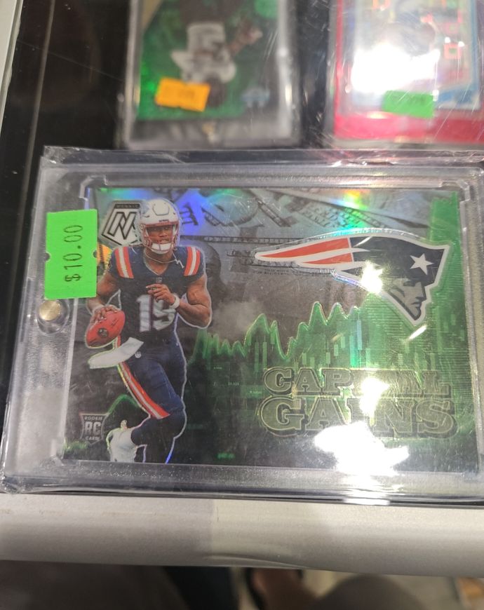 2024 Panini Mosaic #21 Drake Maye Capital Gains Rookie — front