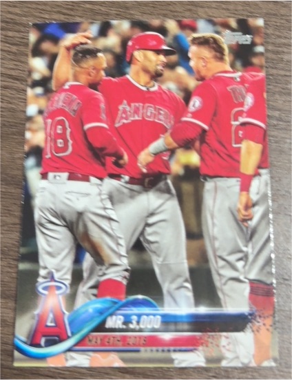 2018 Topps Update #US102 Albert Pujols Mr. 3000 Los Angeles Angels — front