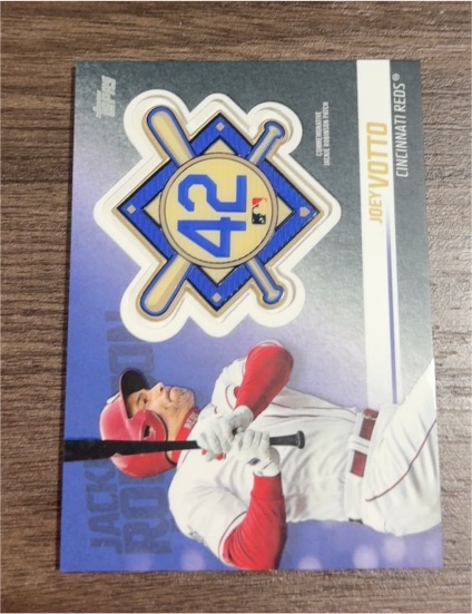 2018 Topps Update #JRP-JO Joey Votto Jackie Robinson Day Manufactured Patch — front