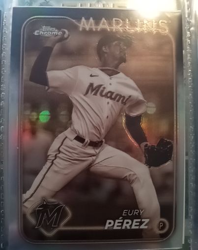 2024 Topps Chrome #6 Eury Pérez Sepia Refractor — front