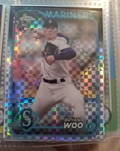 2024 Topps Chrome #172 Bryan Woo — front