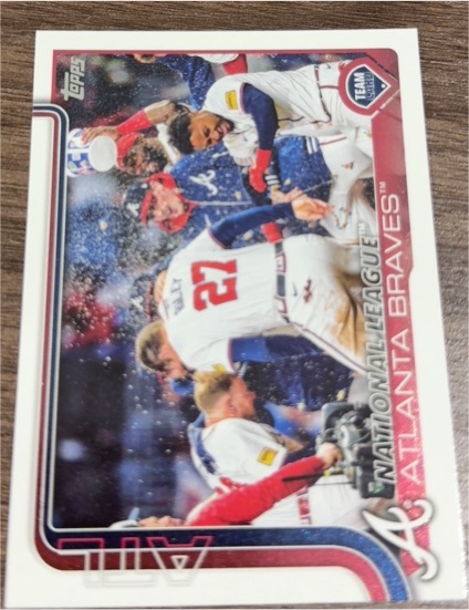 2025 Topps #110 Atlanta Braves — front