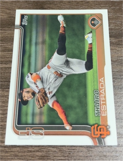 2025 Topps #2 Thairo Estrada — front