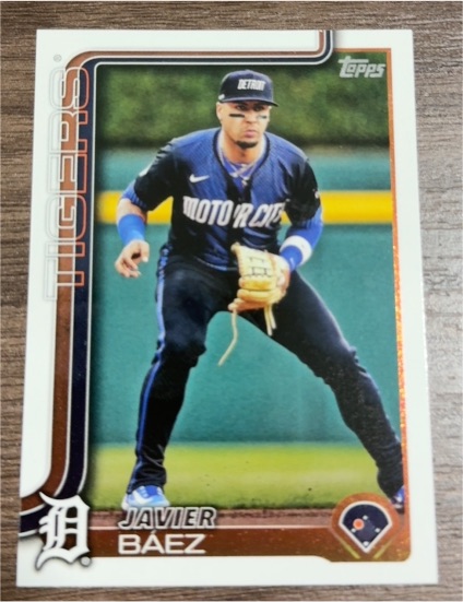 2025 Topps Series 2 #545 Javier Baez — front